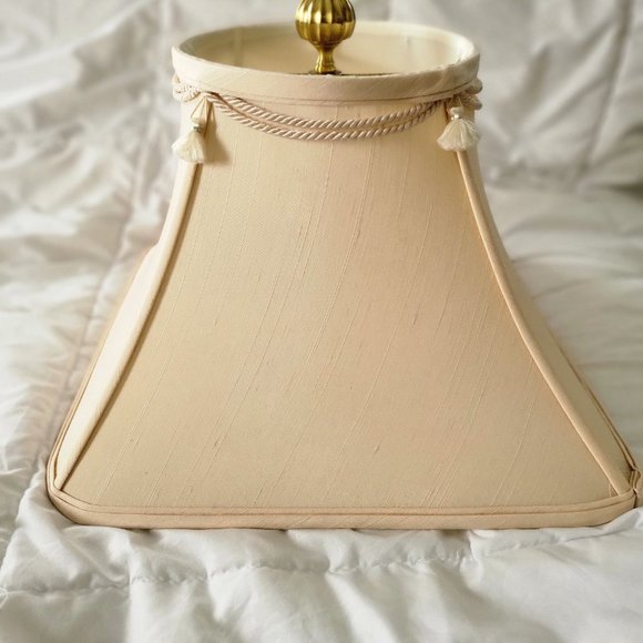 Tasseled Ivory Linen Bell Lampshades - Set of 2 - Picture 11 of 12
